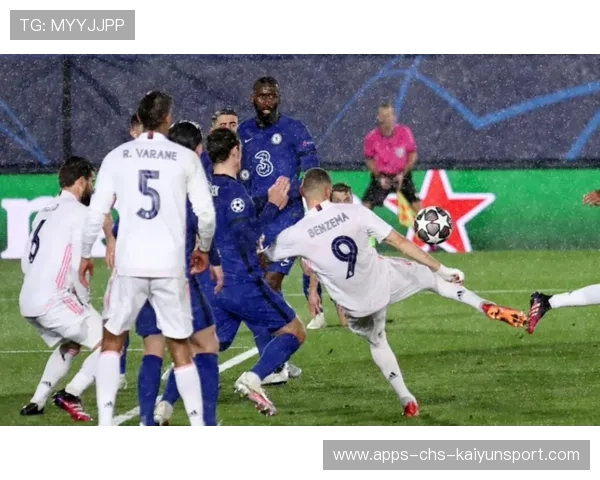 巴斯托尼单场35分爆发,书写赛场传奇