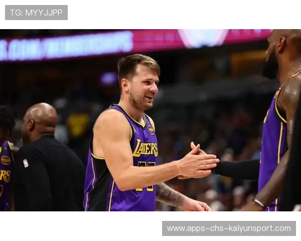 东契奇22+5+11，残阵老鹰20分主场大捷，湖人5连胜终结吞客场首败，东契奇nba比赛视频