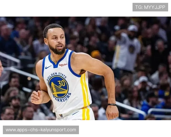 勇士25分惨负掘金无库里球队攻防脱节明显,勇士vs掘金库里53分全场回放 勇士25分惨负掘金无库里球队攻防脱节明显,勇士vs掘金库里53分全场回放